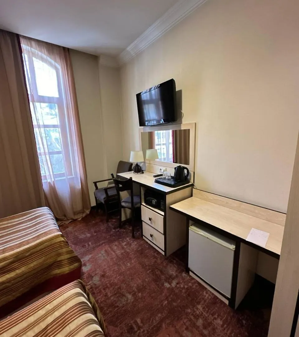 Hotel Rike Park Tiflis 3*,